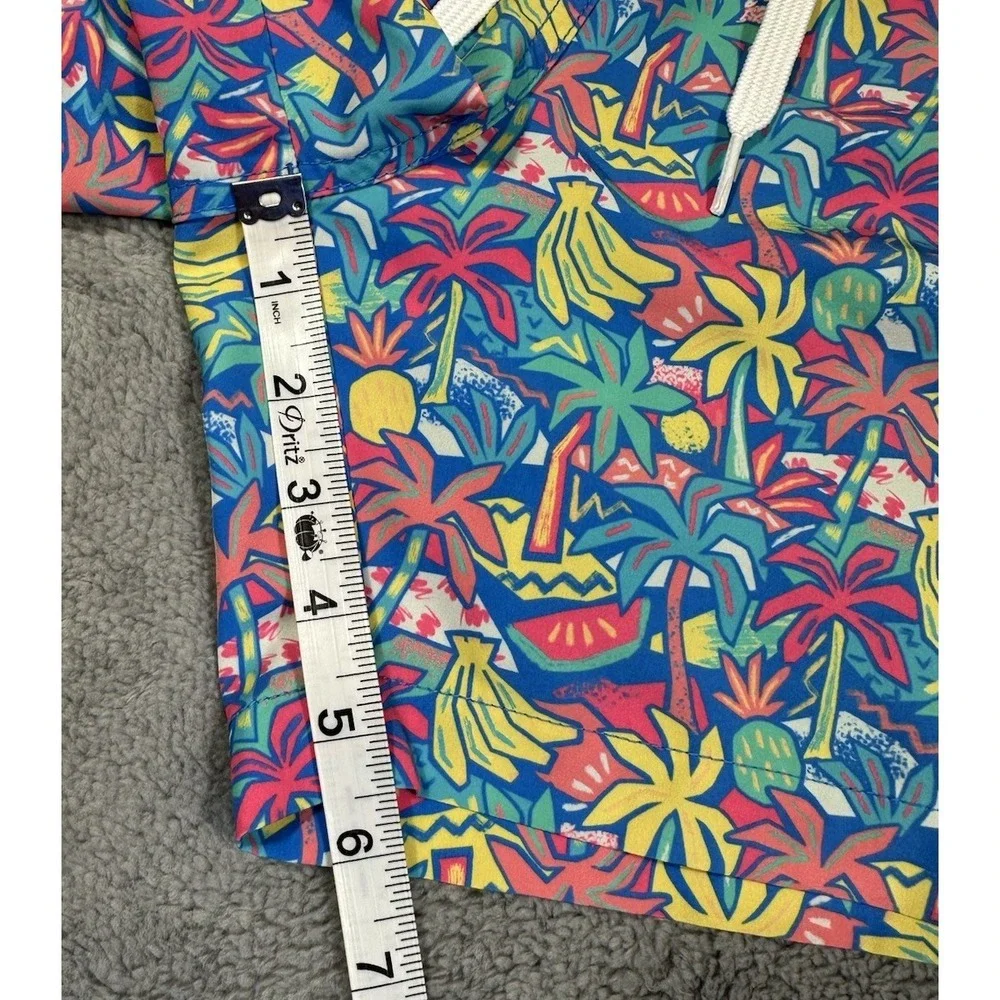 Chubbies Swim Trunks Mens Medium 5.5